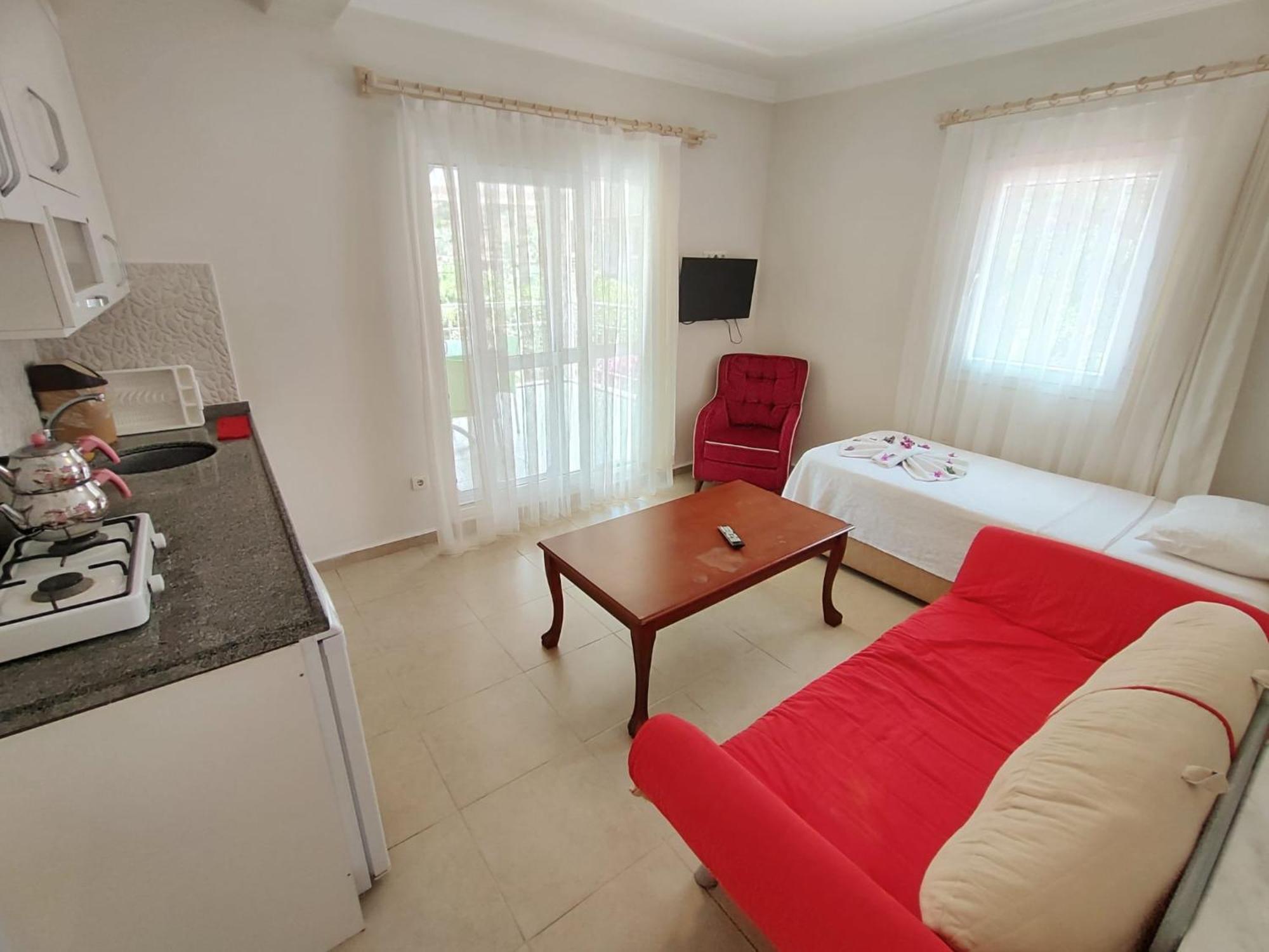Bucak Apart Hotel Goecek & Beach エクステリア 写真